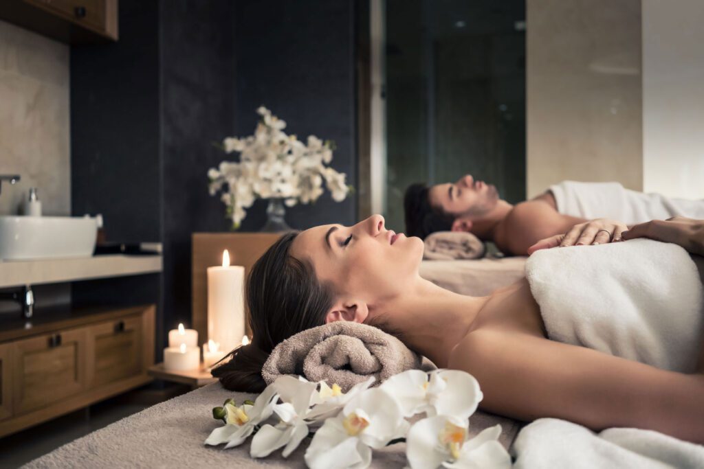 Luxury Spa Center in Pitampura