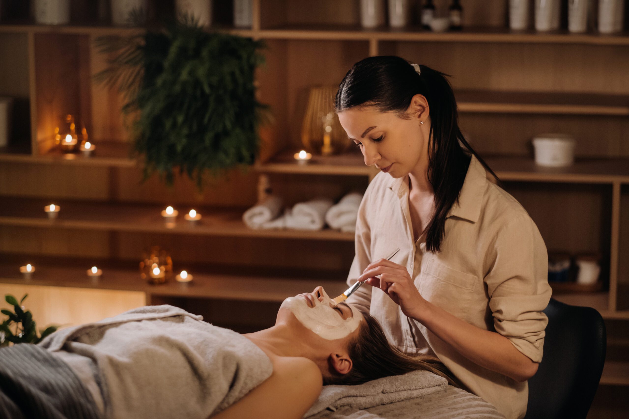 Sandwich Massage in Delhi