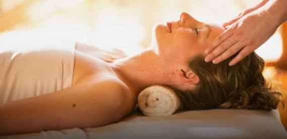 sandwich massage in north Delhi
